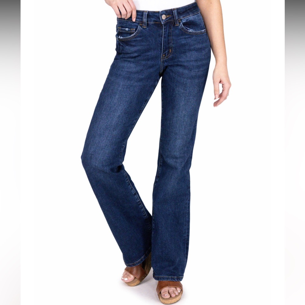 Women’s Mid-rise Relaxed Bootcut Denim